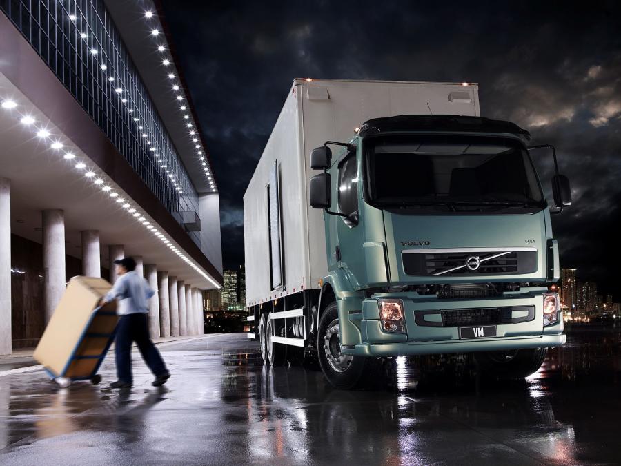  Volvo VM 270 6x2 2012 года  (фото 8 из 14)